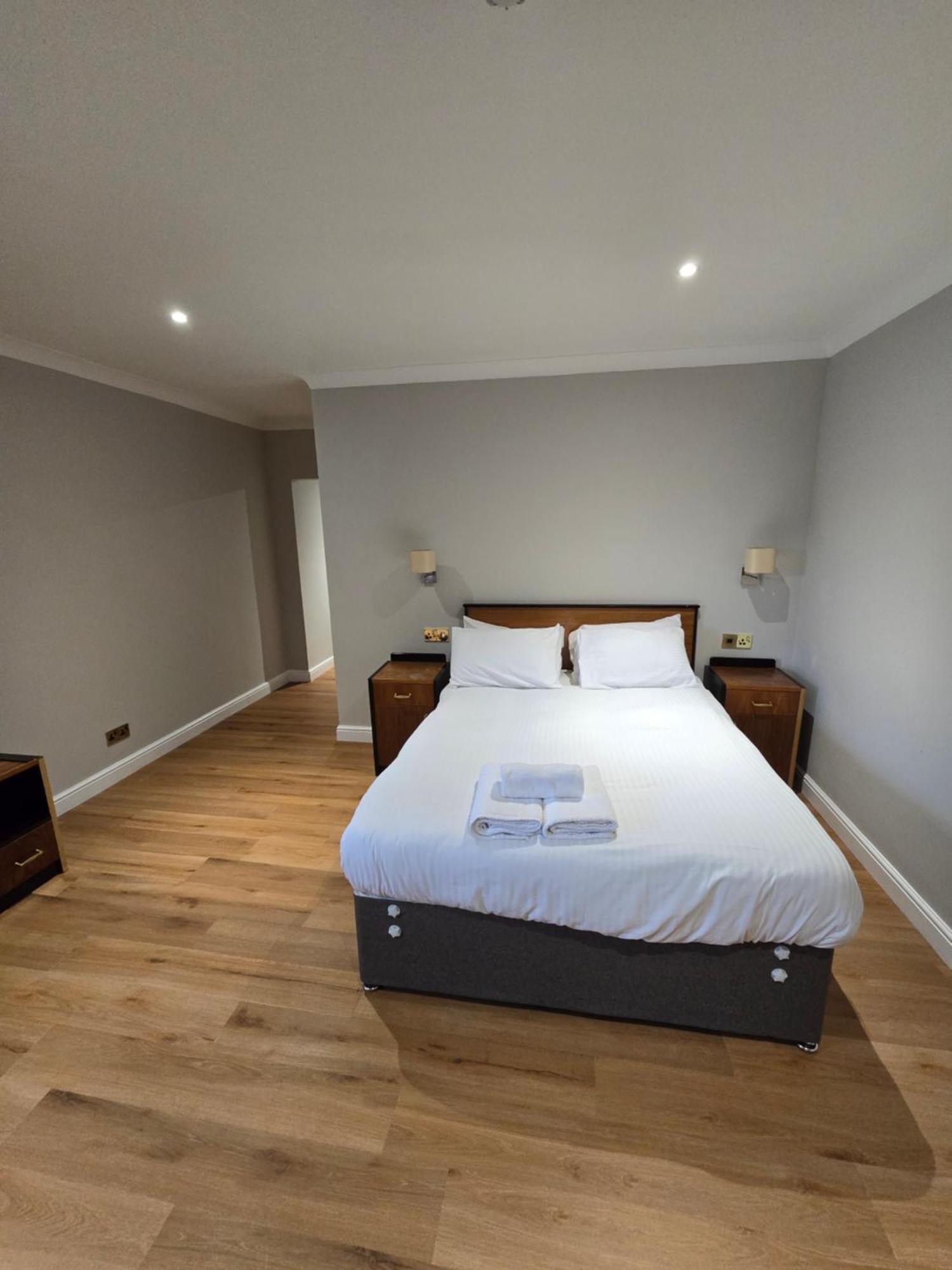 Staindrop By Hamlet Hotels Sheffield Bagian luar foto
